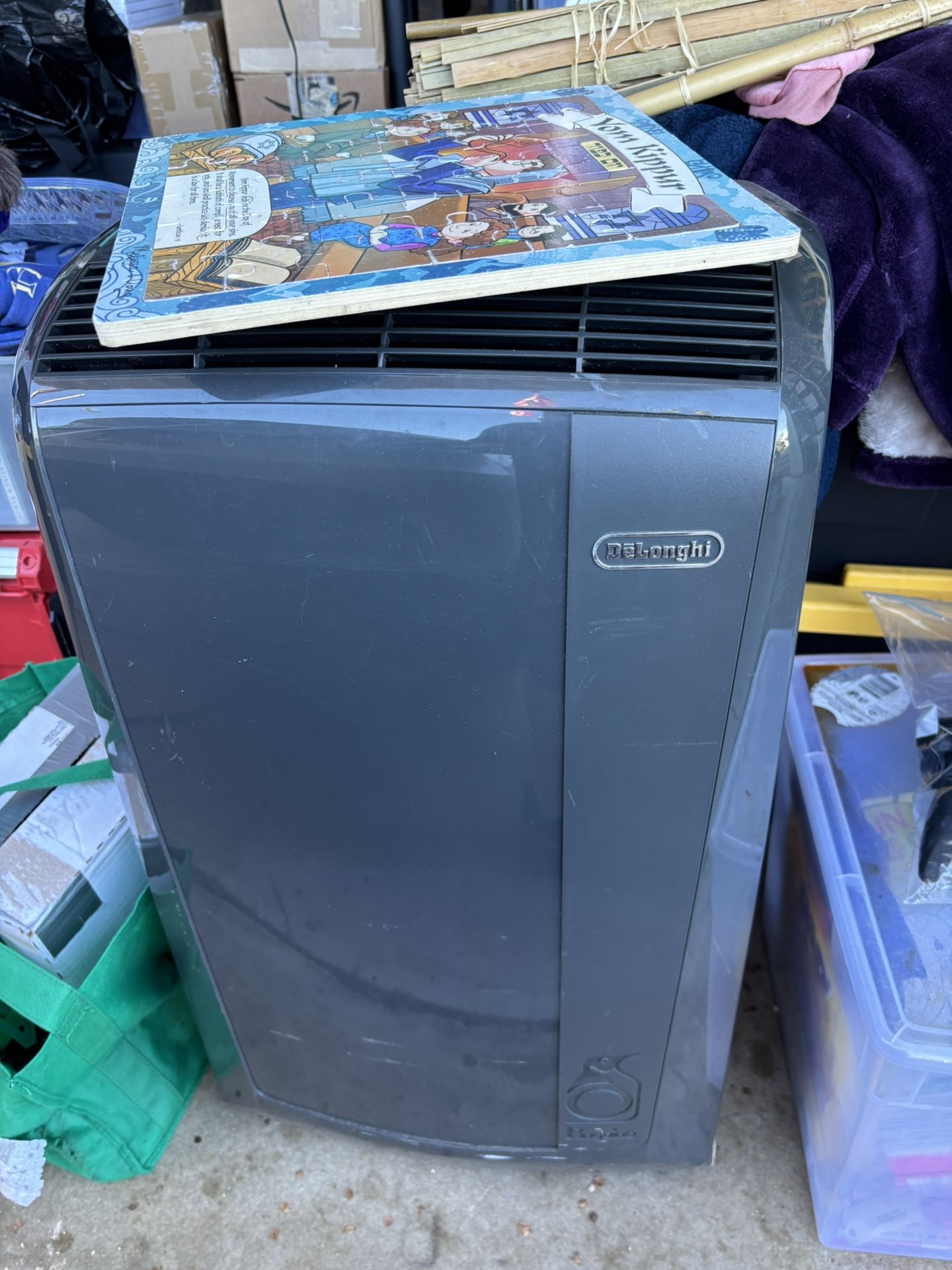 Standing Ac Unit 