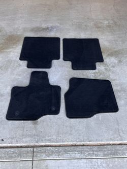 Slightly Used Ford F-150 Floor Mats