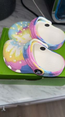 Crocs