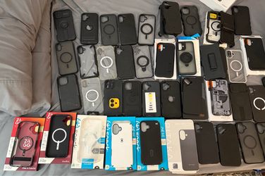 Assorted IPhone 16 plus cases
