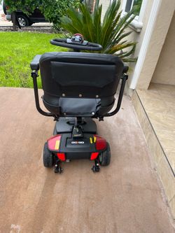 Mobility scooter go-go elite traveller 3-wheel like new