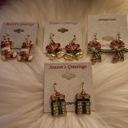 Ladies Christmas Earrings 