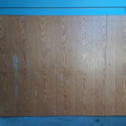 Table. Ends Collapsible. $20 OBO