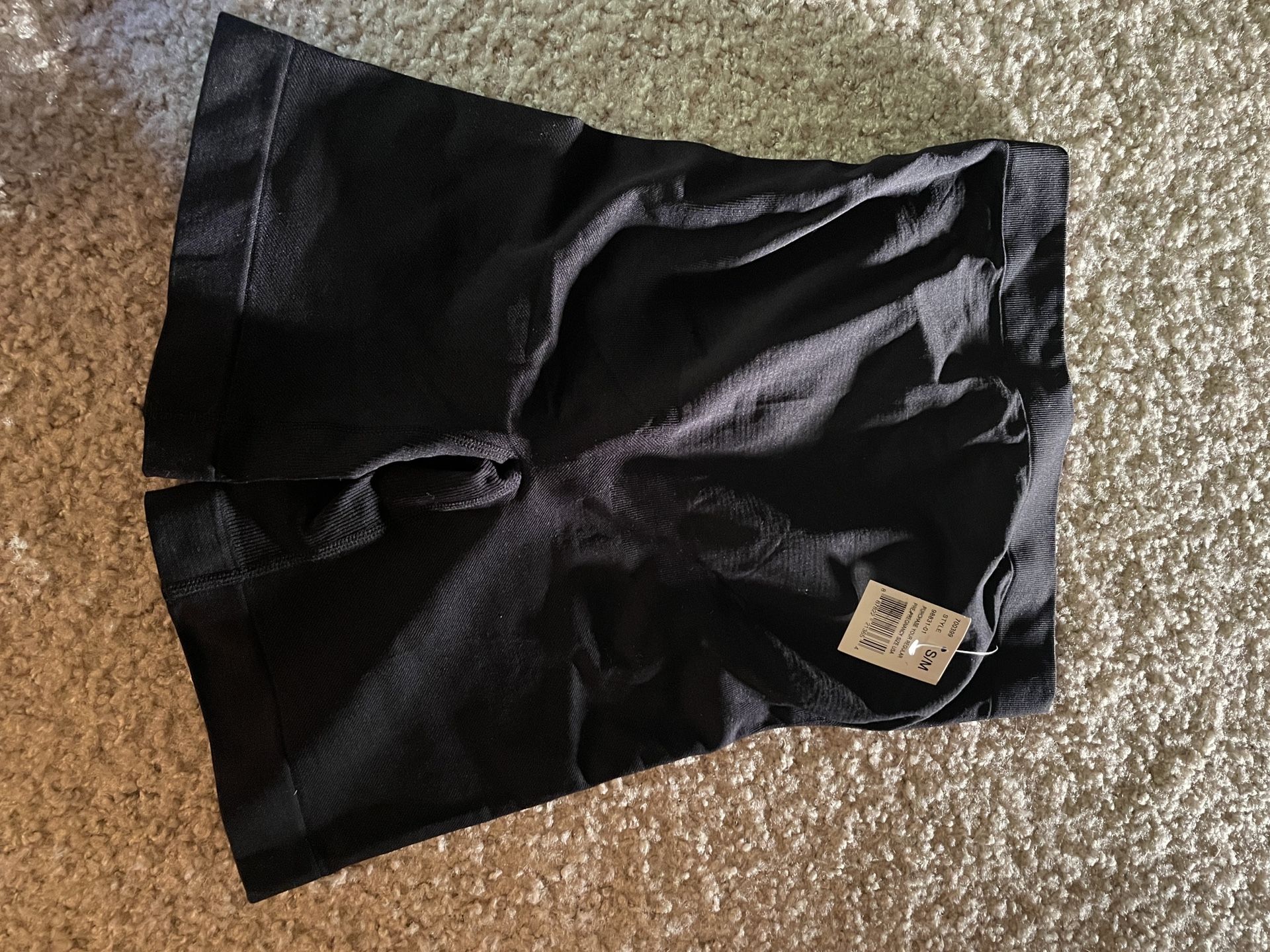 Maternity Clothes & Belly Supports