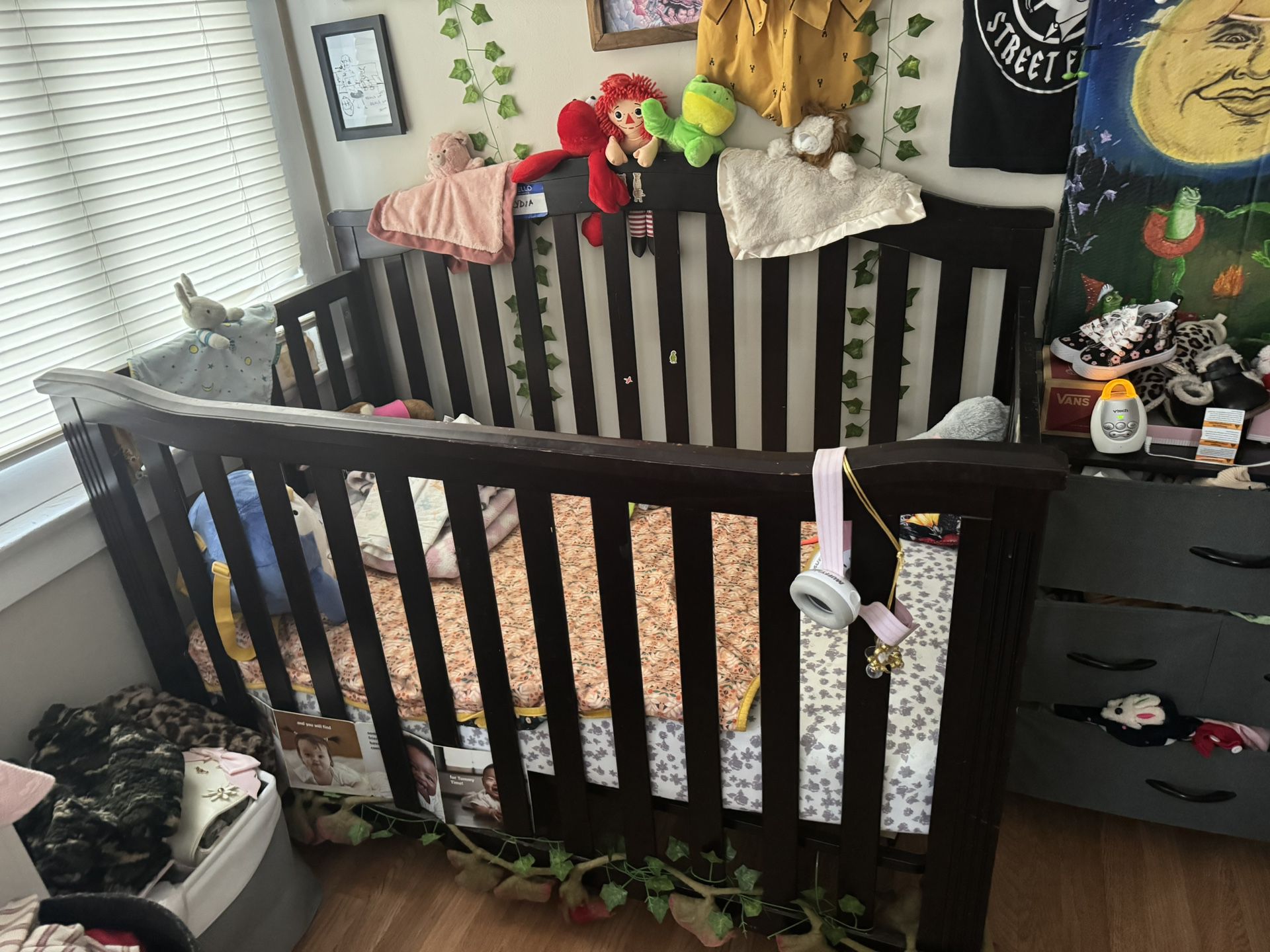 Adjustable Crib