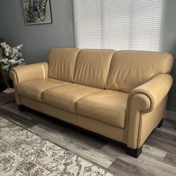 Couch $200-
