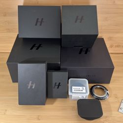 Hasselblad 907x CFV 50C Set - Lens, Grip, Extra Battery, Charging Hub, Leica, Canon Adapters, 45/4 Metal Hood 
