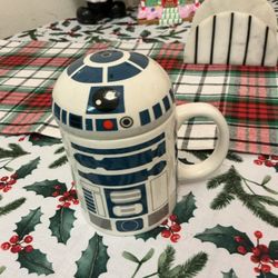 Star Wars Covered Coffee/Tea Mug. R2-D2 Ceramic. Disney. Great Condition
