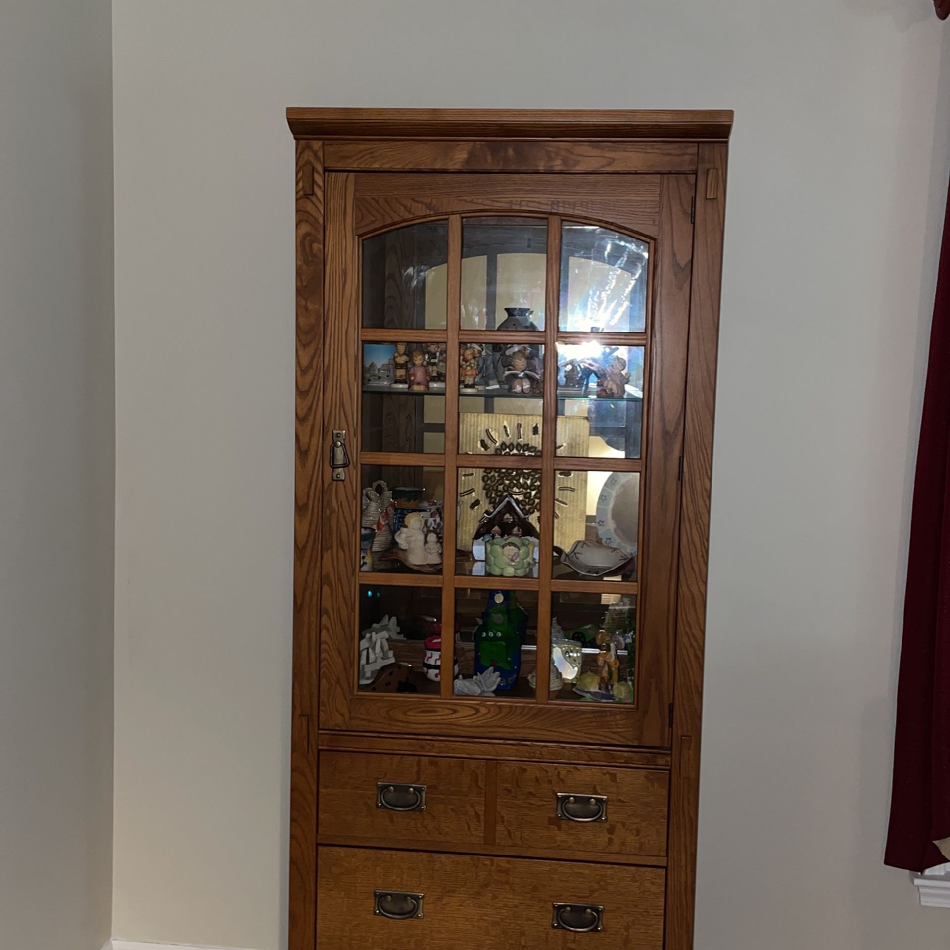 Display Cabinet 