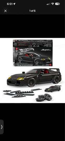 Mattel Brick Shop Hot Wheels '94 Toyota Supra MKIV Building Toy Set (824 Pieces)