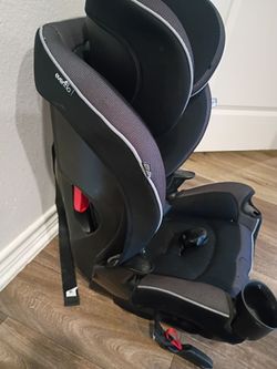 Evenflo carseat/booster