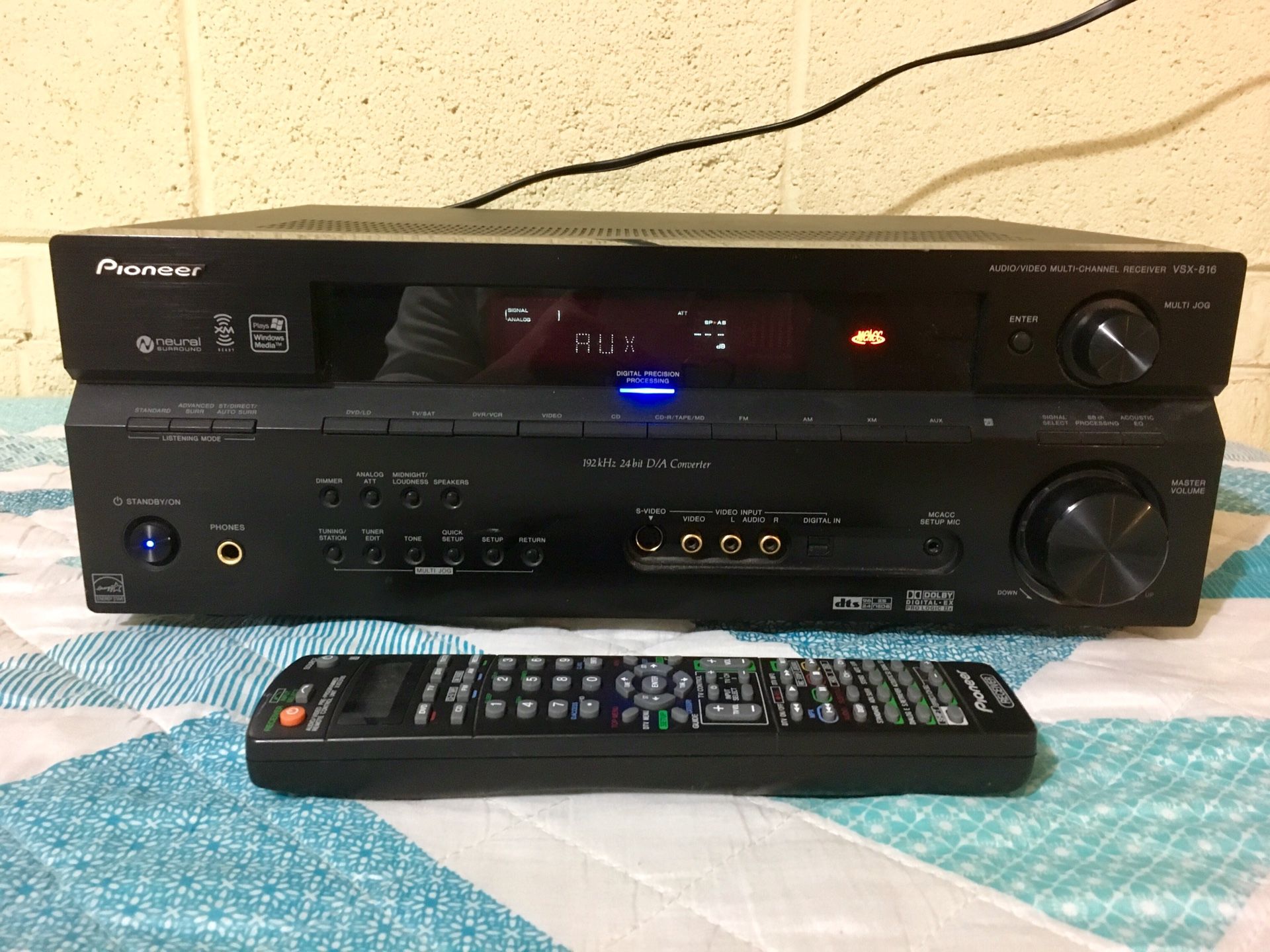 Pioneer VSX-816-K 7.1-channel AV Receiver AMP 770 Watt with Bluetooth adapter& original control pick up loc skokie IL