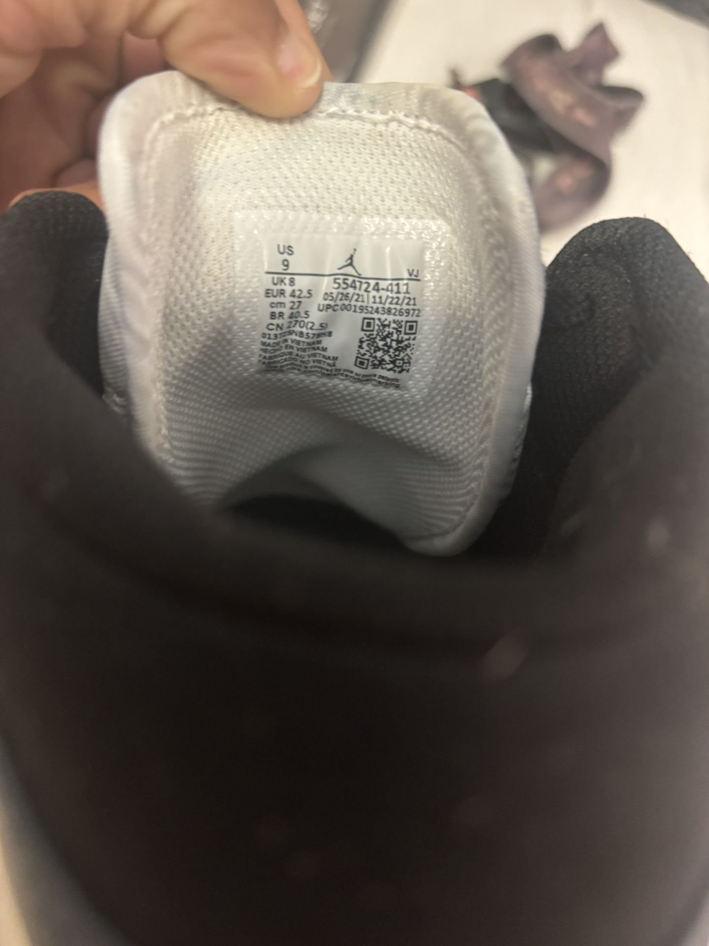 Men Jordan Size 9