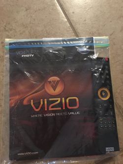 Visio 50 inch tv and a wall mount
