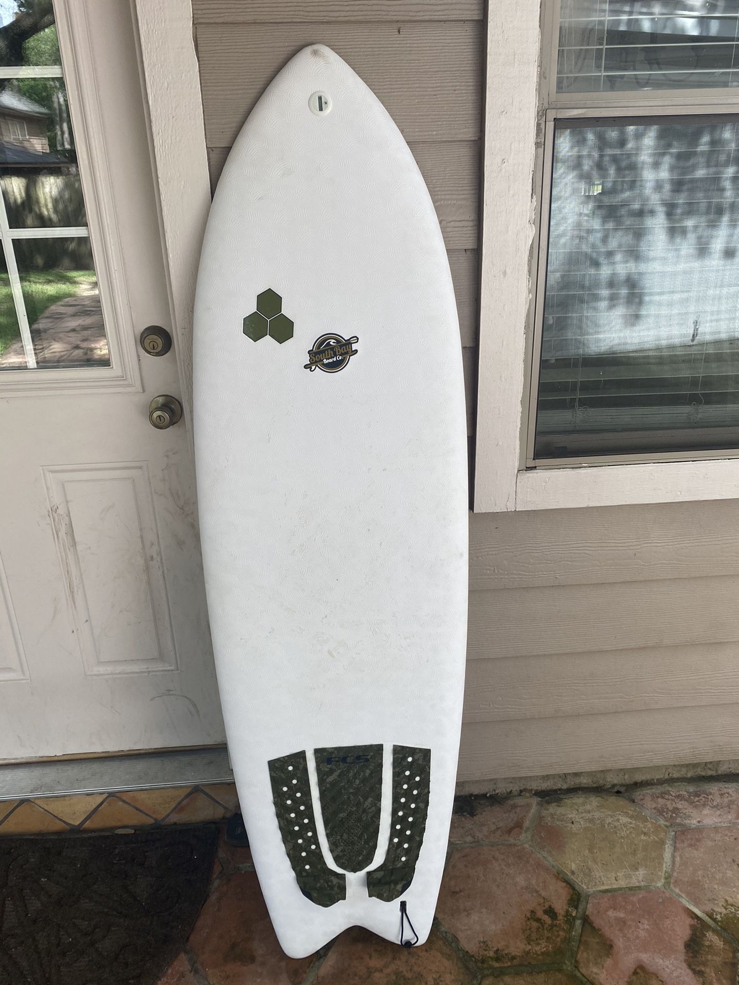 Surfboard - South Bay - Hybrid