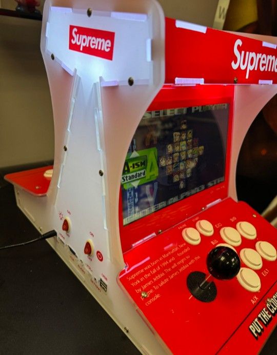 supreme dual screen arcade very rare