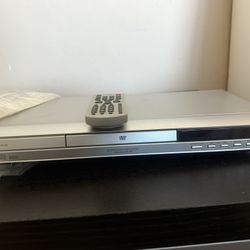 DVD PLAYER w/ Remote $10