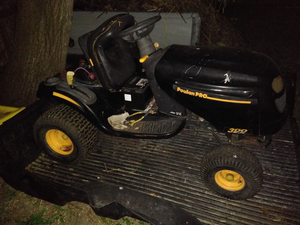 Poulan Pro 300EX Ridding Lawn Mower for Sale in Tulsa, OK OfferUp
