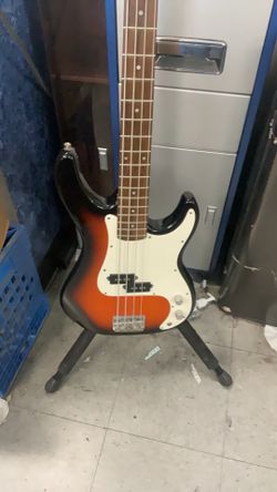 Peavey 4-string bass