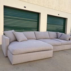 Grand Down Living Spaces Couch 🛻Delivery Available🛻