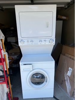 Stackable washer and dryers