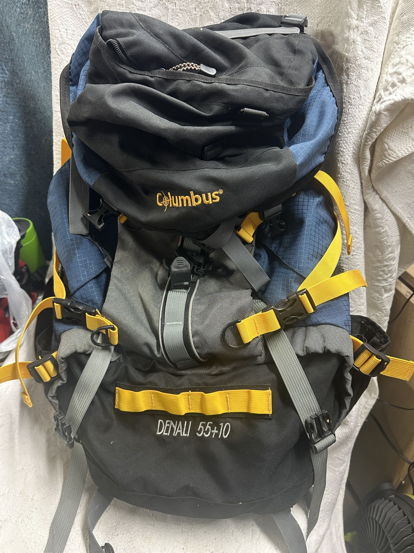 Columbus Denali 65 Hiking Backpack w/Hydration Bladder - Defects See Photos
