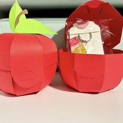 Teacher Appreciation Gifts: Apple Boxes 🍎