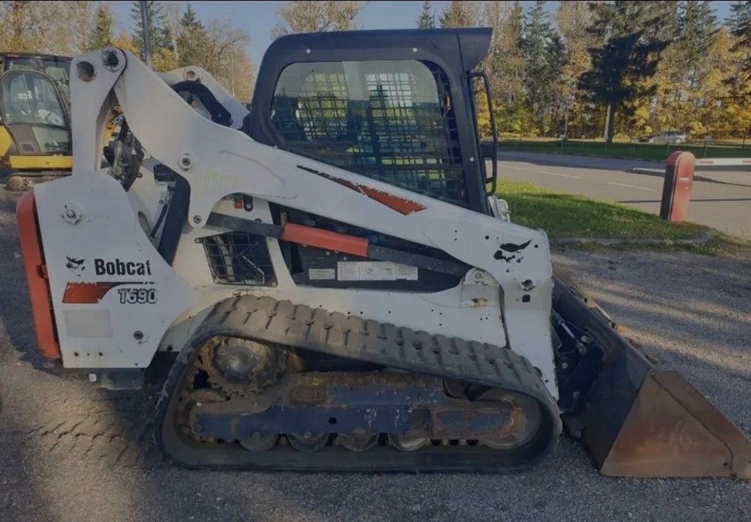 Bobcat T590