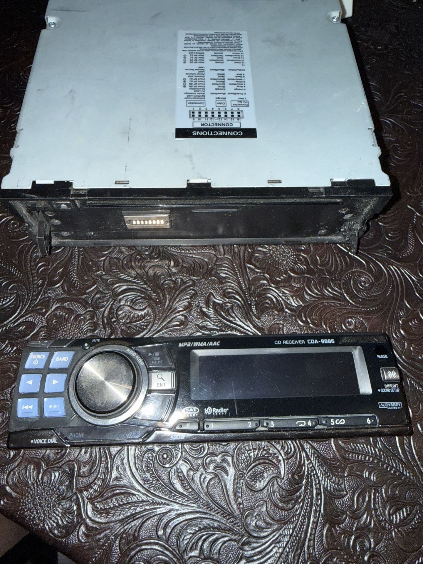 Alpine MP3/WM A/A AC CD Receiver CDA-9886