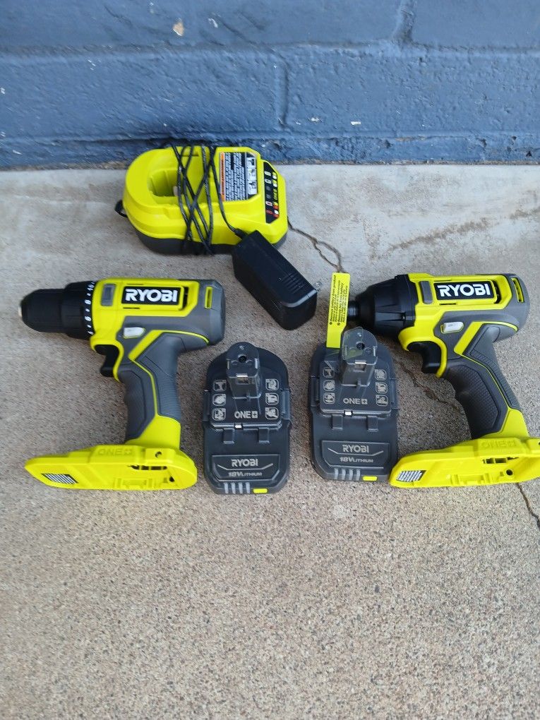 DRILL SET RYOBI 