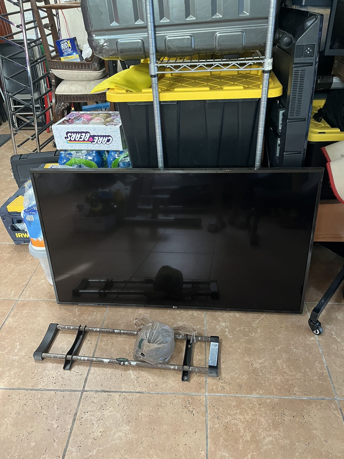 Lg 55 Inch Flatscreen Tv, 2018