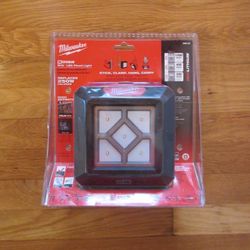 NEW MILWAUKEE M12 12V 1000 LUMENS CORDLESS ROVER LED COMPACT FLOOD LIGHT (TOOL-ONLY)