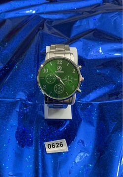Aurionn Men’s Analog Quartz Chronograph Watch Green Dial Silver Steel Bracelet