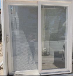 Sliding door 72x80