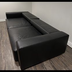 Luminaire Leather Couch