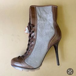 Women’s BCBG shoe boots size 8 1/2