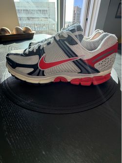 Nike Vomero 5