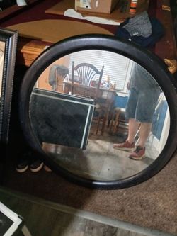 Circle mirror