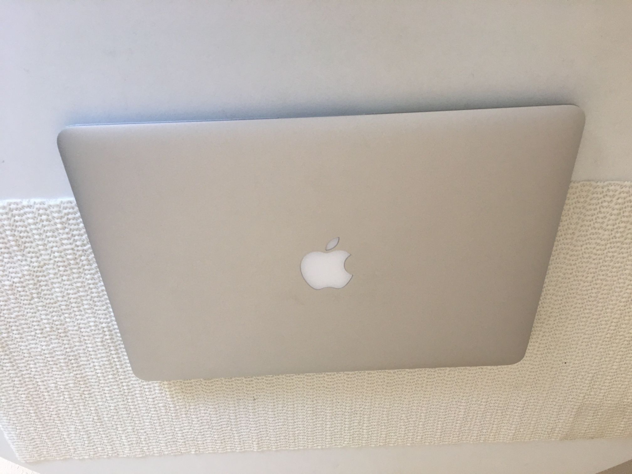 Apple Macbook Air - Screen 13 inches