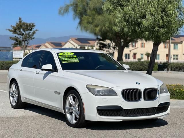 2012 BMW 740i