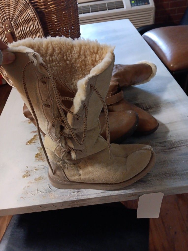 Uggs Austrailia 8 Lace Sides