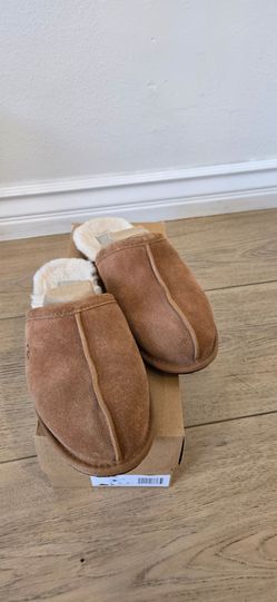 Brand New UGG Women's Brown Suede Sheepskin Lined Slippers. Size 8