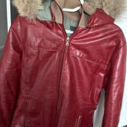 Leather Jacket With Feather Feeling And Real Fox Fur Around The Neck Size Small Made In Canada 