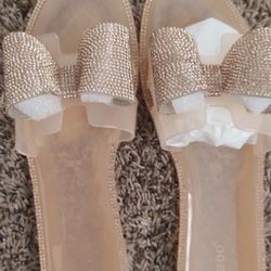 ose Gold Plastic Sandals With Sparkling Bow