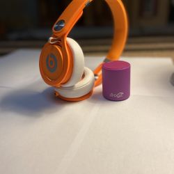 Rare discontinued orange beats mixr included with a speaker