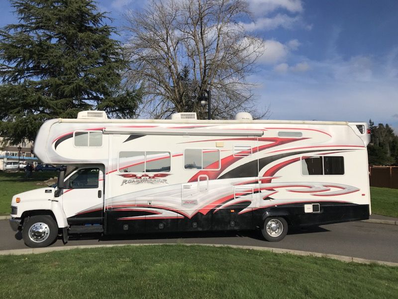 2008 Road Warrior 3400 RWT Super Toy Hauler Garage Model. 300 HP Duramax Diesel Engine. OBO.