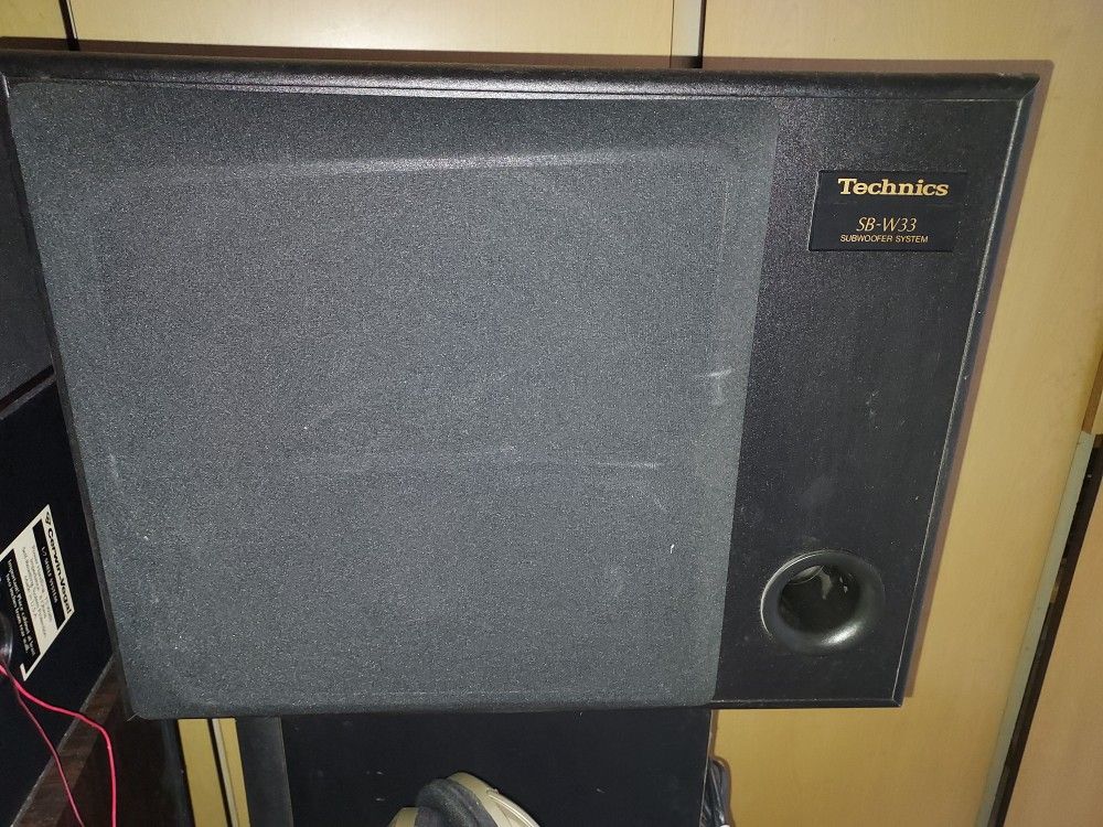 Technics Subwoofer 100 Watts SB-W33