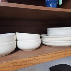 GB Home Plates And Bowls