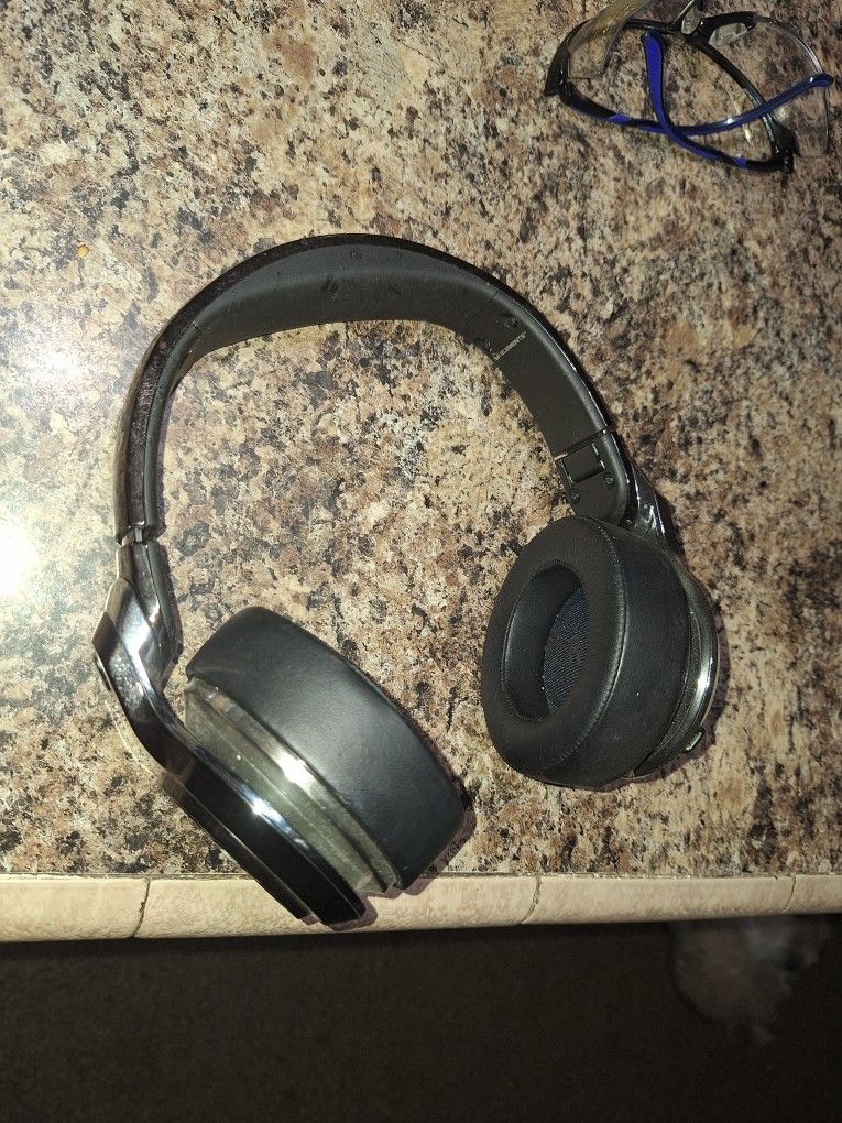 Monster Bluetooth Headphones 