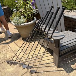 Used Golf Clubs (Pitching wedge-Sand wedge-9-8-7-4-3)
